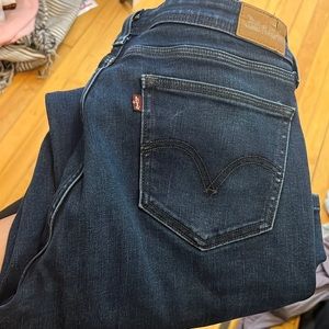 529 Levi’s Jeans